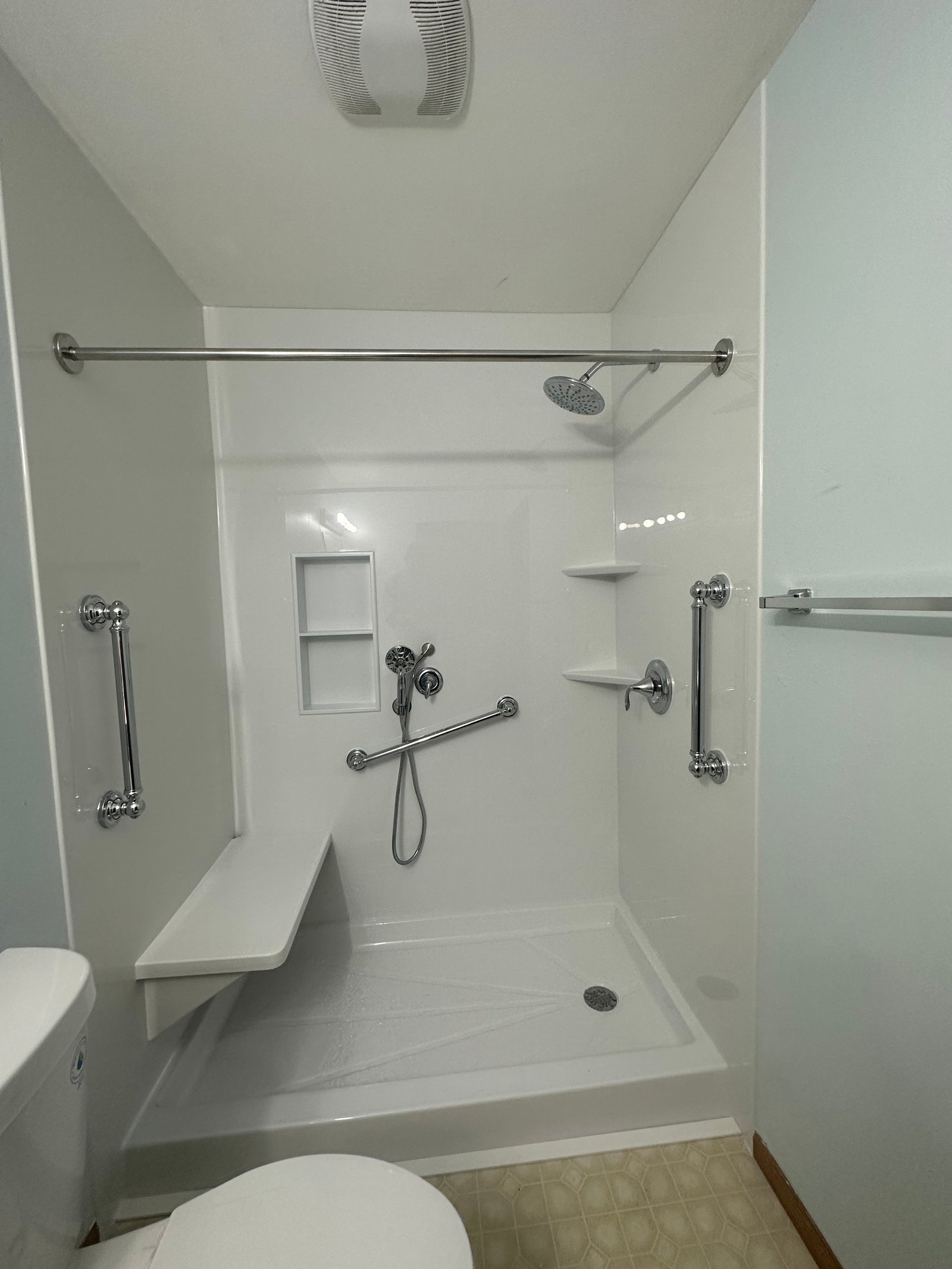 Bathroom after remodel 18